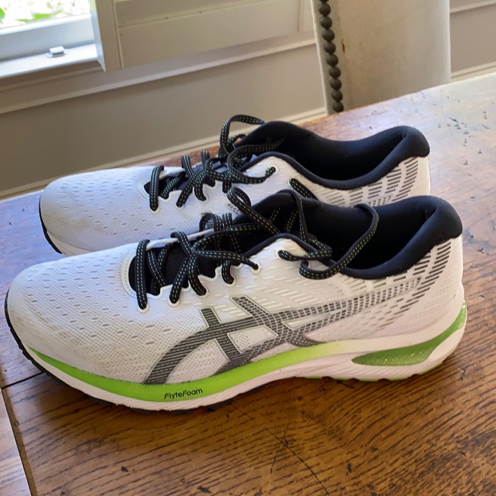 Barely worn, great condition